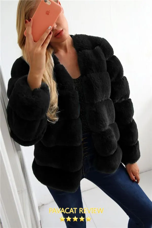 elveswallet Elegant Thick Fluffy Faux Fur Coat - Light Gray