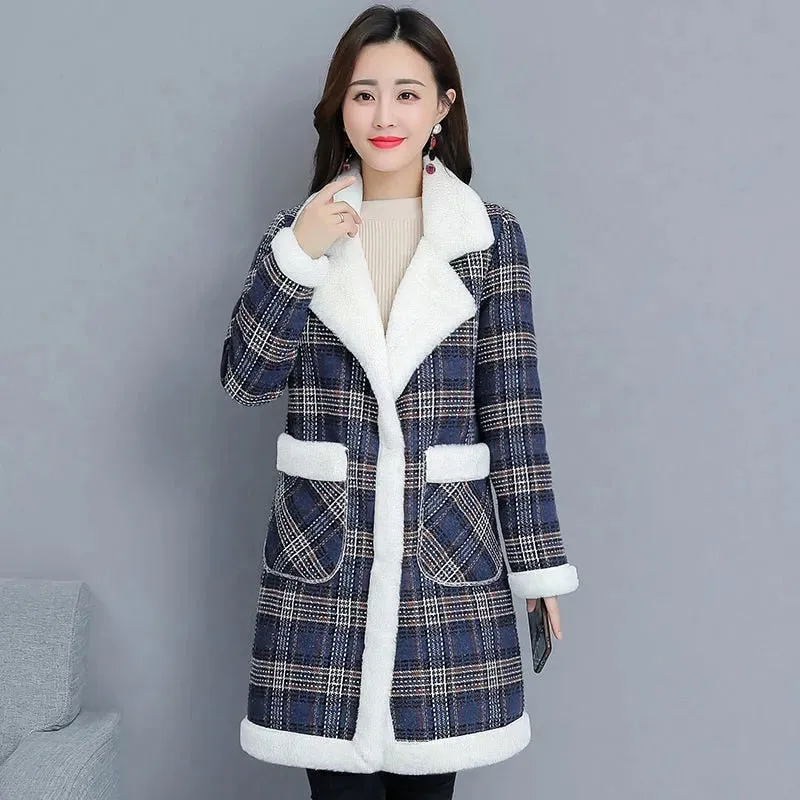 Winter Korean Plus velvet Thicken Women&#39;s Jacket Warm Loose Plaid Long Outerwear Faux Lamb velvet Coats Large size Female Parkas